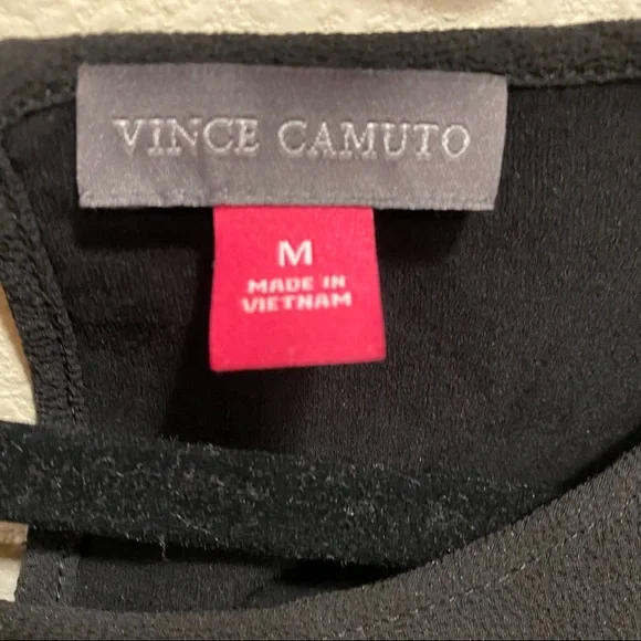 Vince Camuto Top - Picture 2 of 4